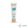 Découvrez Lirene LIRENE C+E Vitamin Energy Mousse Nettoyante 150ml : une mousse douce enrichie en vitamines C+E et acide hyaluronique qui nettoie, hydrate et ravive l’éclat des peaux ternes au quotidien